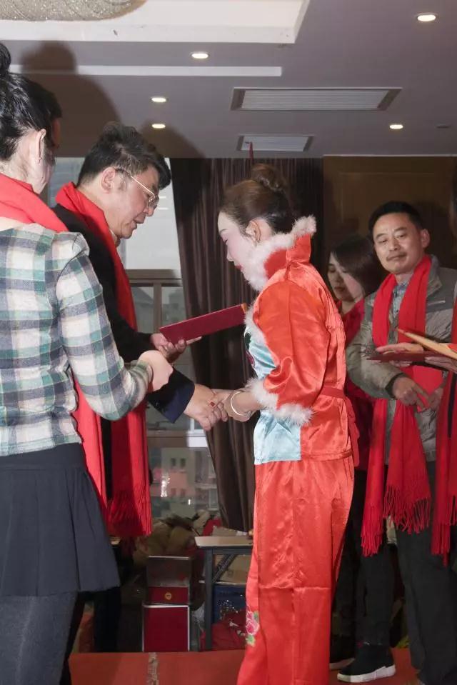 同筑聚宝梦，共谱新篇章！聚宝金昊2018年会隆重举办